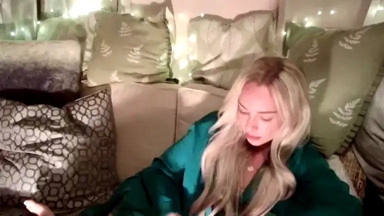 Georgiab – [Streamate] Flashing Ass Cam Clip Play – 2025-09-18 23:28:03