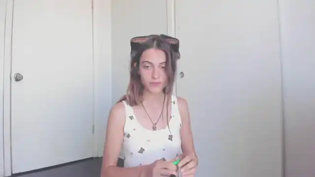 Naomidee – [Myfreecams] Ass Cam Clip Spy Video – 2025-04-21 10:28:48