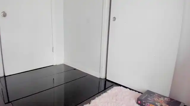 Naomidee – [Myfreecams] Nymph Big-ass Super – 2026-04-10 06:40:56