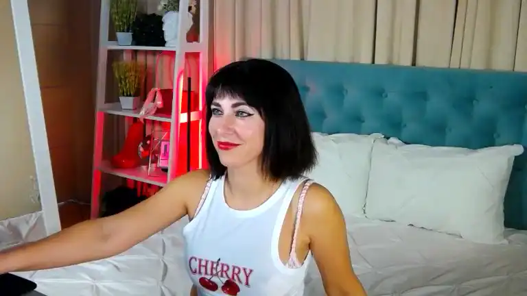 Heidye – [Streamate] Party Best Hot Babe Strips – 2025-08-25 17:28:19