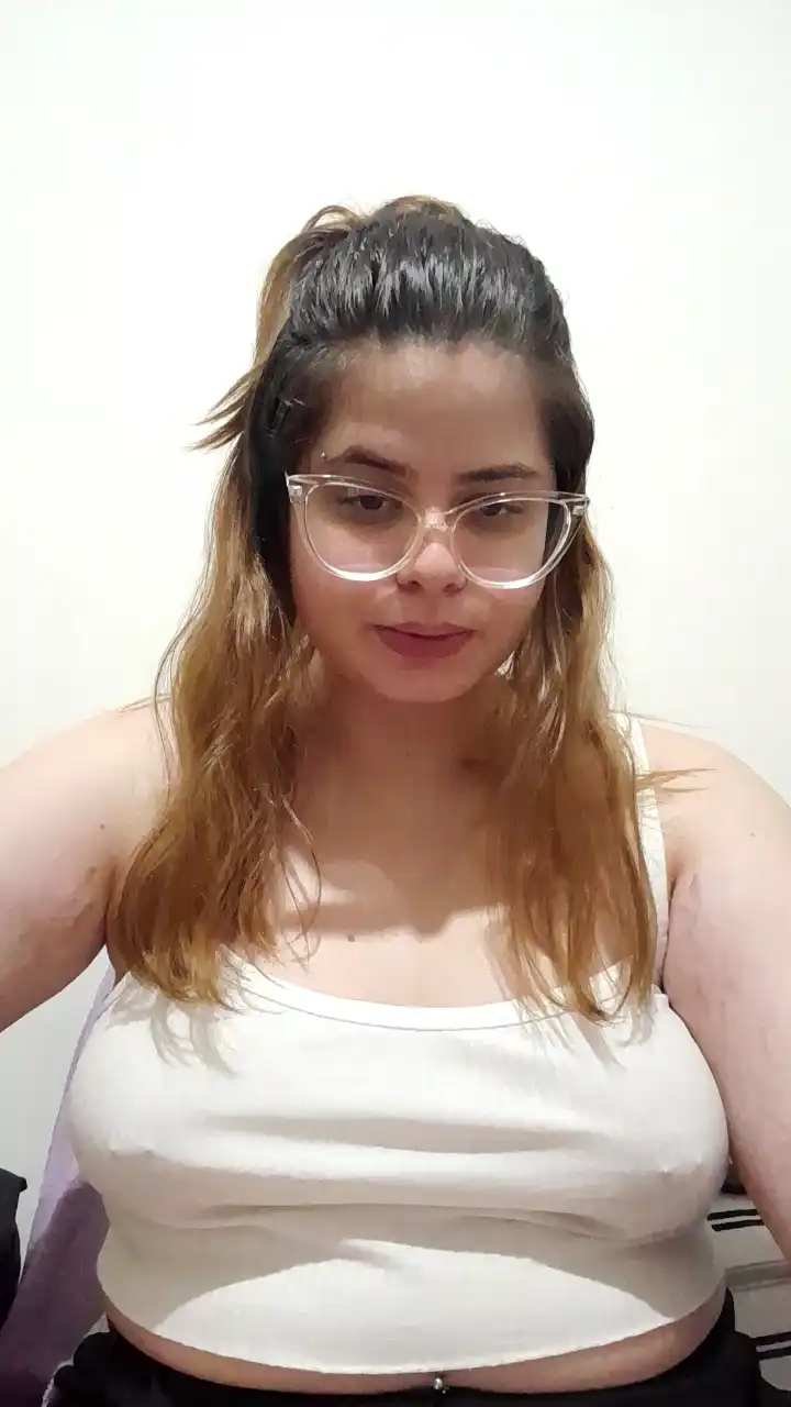 Bikmau – [Cam4] Privat Zapisi Webcam Recording Fucking Pussy – 2025-09-24 15:33:48