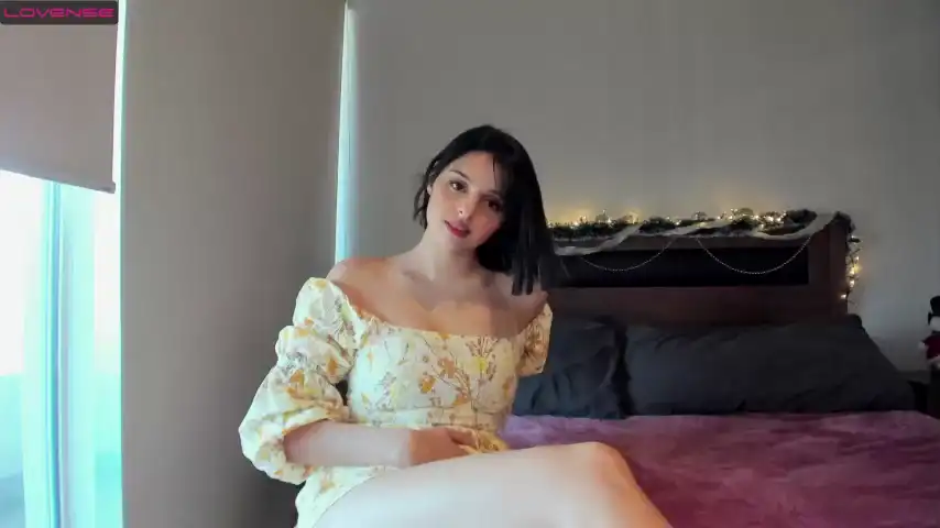 Yourfreakygirl – [Chaturbate] Licking Spy Video Ride – 2025-06-23 20:43:06
