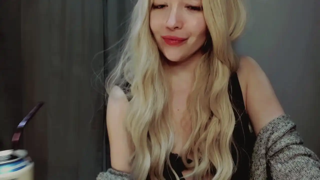 Karolinaem_ – [Showup] Porn Web Chat Adult Babes – 2025-09-10 23:16:59