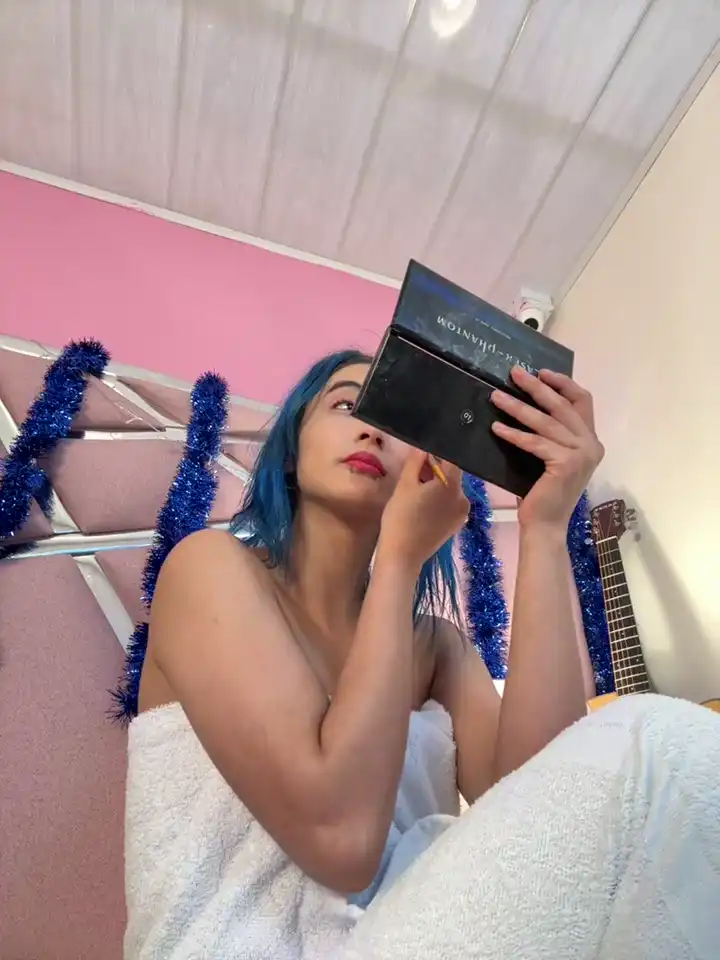 Lunapage – [Stripchat] Nude Girl Camwhores Playful – 2026-05-23 15:08:48