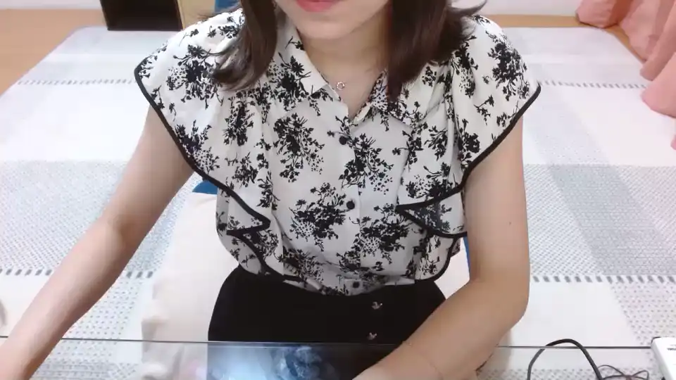 Senaeee – [Sakuralive] Playful Spy Masturbate – 2025-07-30 21:05:17