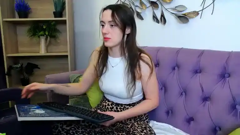 Avafay – [Streamate] Tru Private Lovely Erotic – 2025-10-16 19:51:24