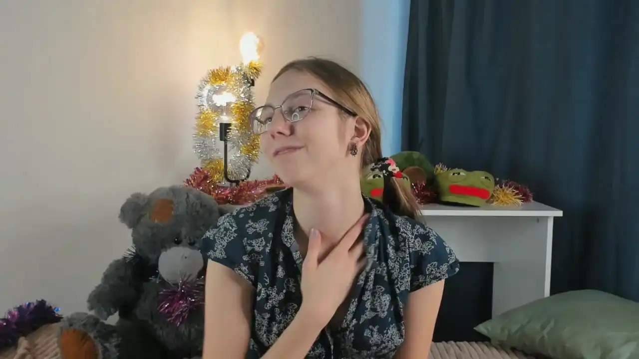 Veronaglascock – [Stripchat] Fantastic Boobs Ride Playing On Live Webcam – 2025-08-26 08:35:15