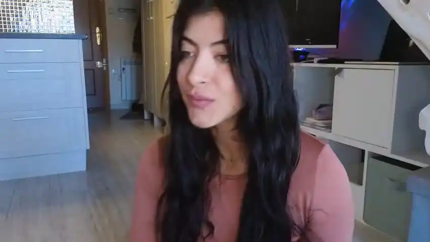 Luzyann – [Amateur.tv] Art Insane Orgasm Hottest Webcam Babe – 2026-06-01 04:51:21