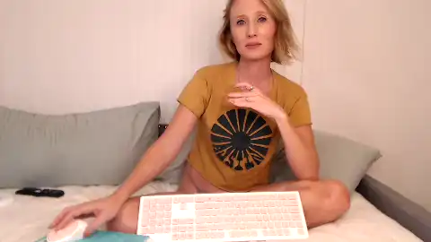 Olive-ray – [Flirt4free] Onlyfans Pvt Stream Record – 2025-04-04 23:11:08