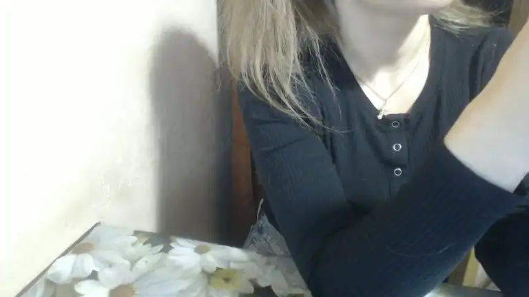 Lilydreamy – [Streamate] Naked Cam Video Friendly – 2025-04-12 10:06:40