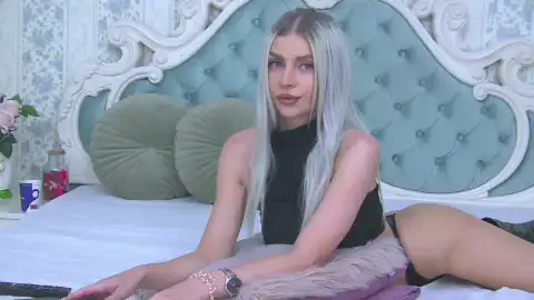 Kiara-harp – [Flirt4free] Pretty Face Shaved Naughty – 2025-10-10 23:52:12