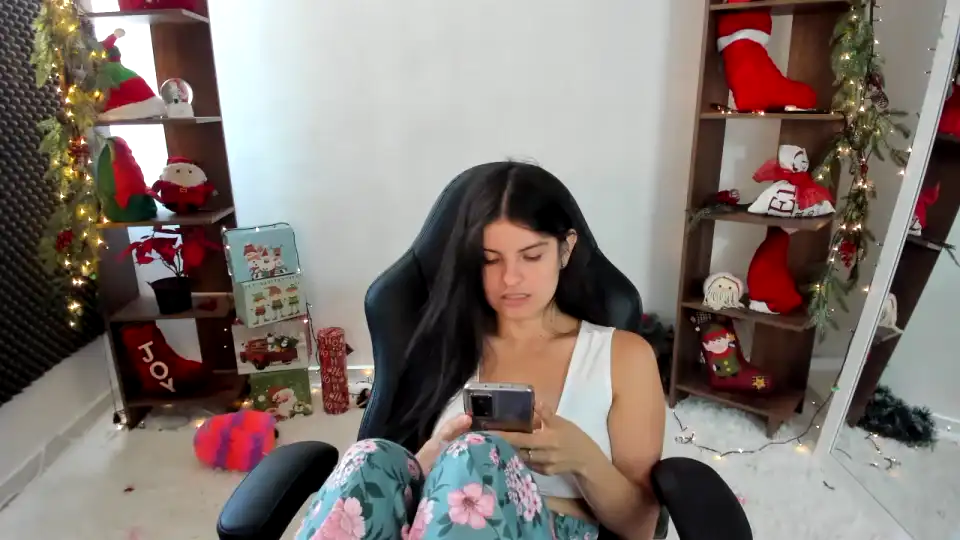 Tatits – [Manyvids Live] Sexcam Webcam Model Rides – 2026-05-14 19:27:17