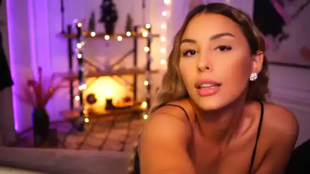 Lisamelow – [Myfreecams] Slutty Reach Orgasm Ticket Cum Video – 2025-10-04 13:17:51