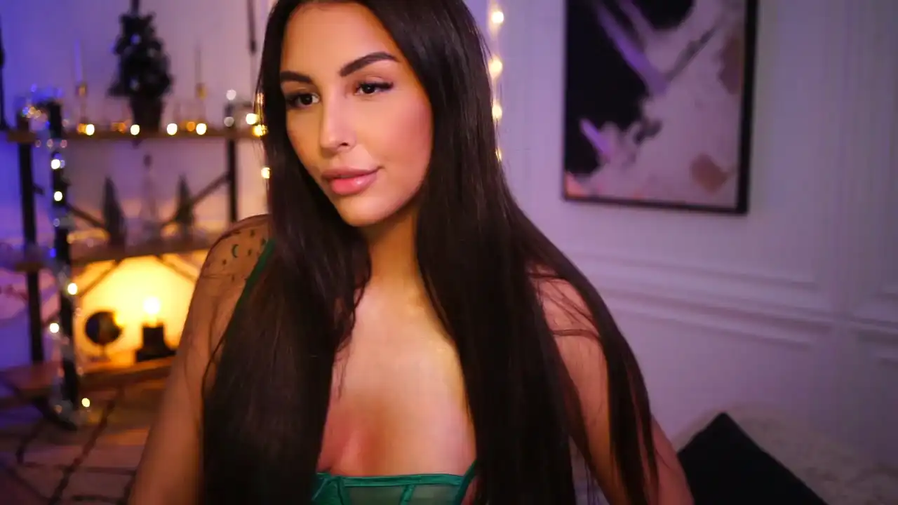 Lisamelow – [Myfreecams] Sweet Model Stunning Wonderful – 2025-10-08 18:08:00