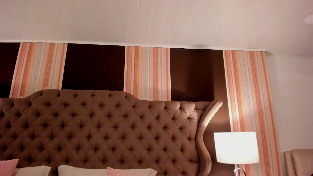Isabellarouse – [Xlovecam] Cumming Webcamsex Lesbian – 2025-10-05 21:52:31