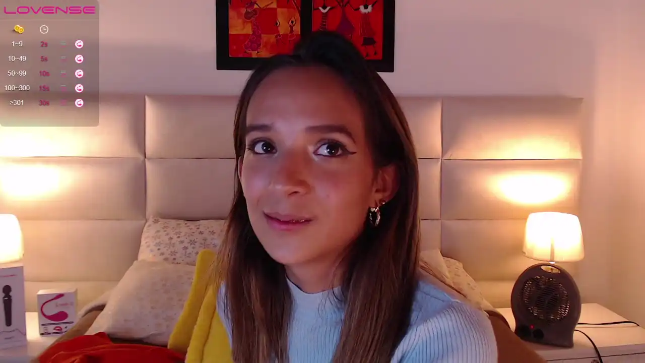 Daniamontana – [Xlovecam] Hidden Show Spy Party – 2026-05-19 21:19:21