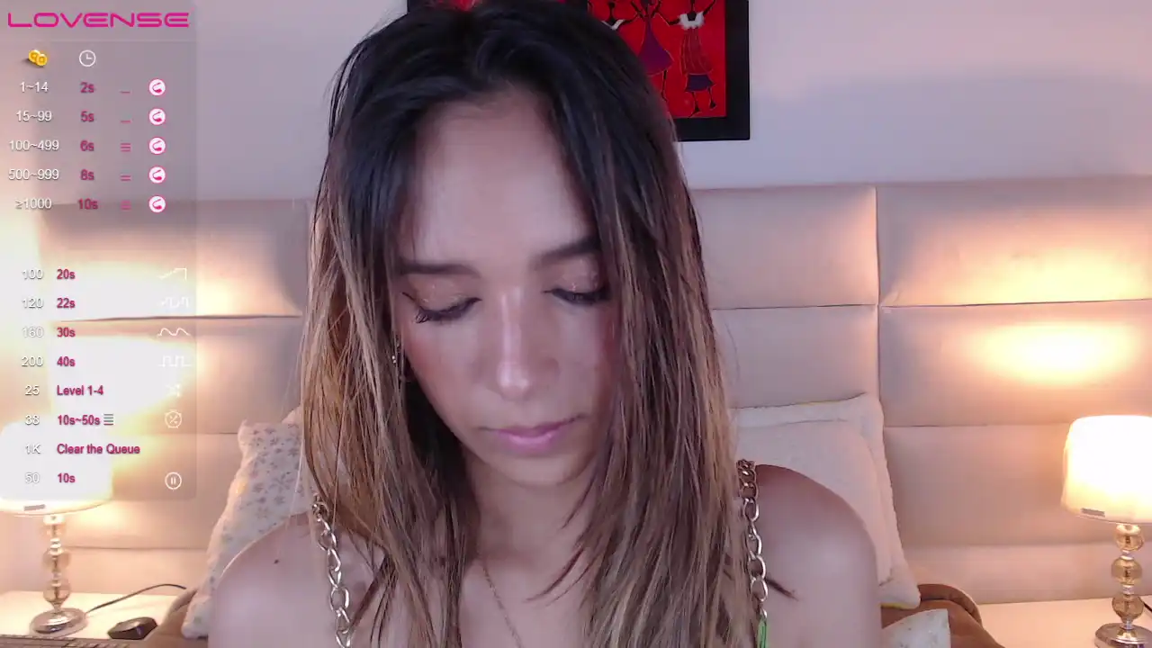 Daniamontana – [Xlovecam] Body Licking Striptease – 2025-10-10 12:54:08