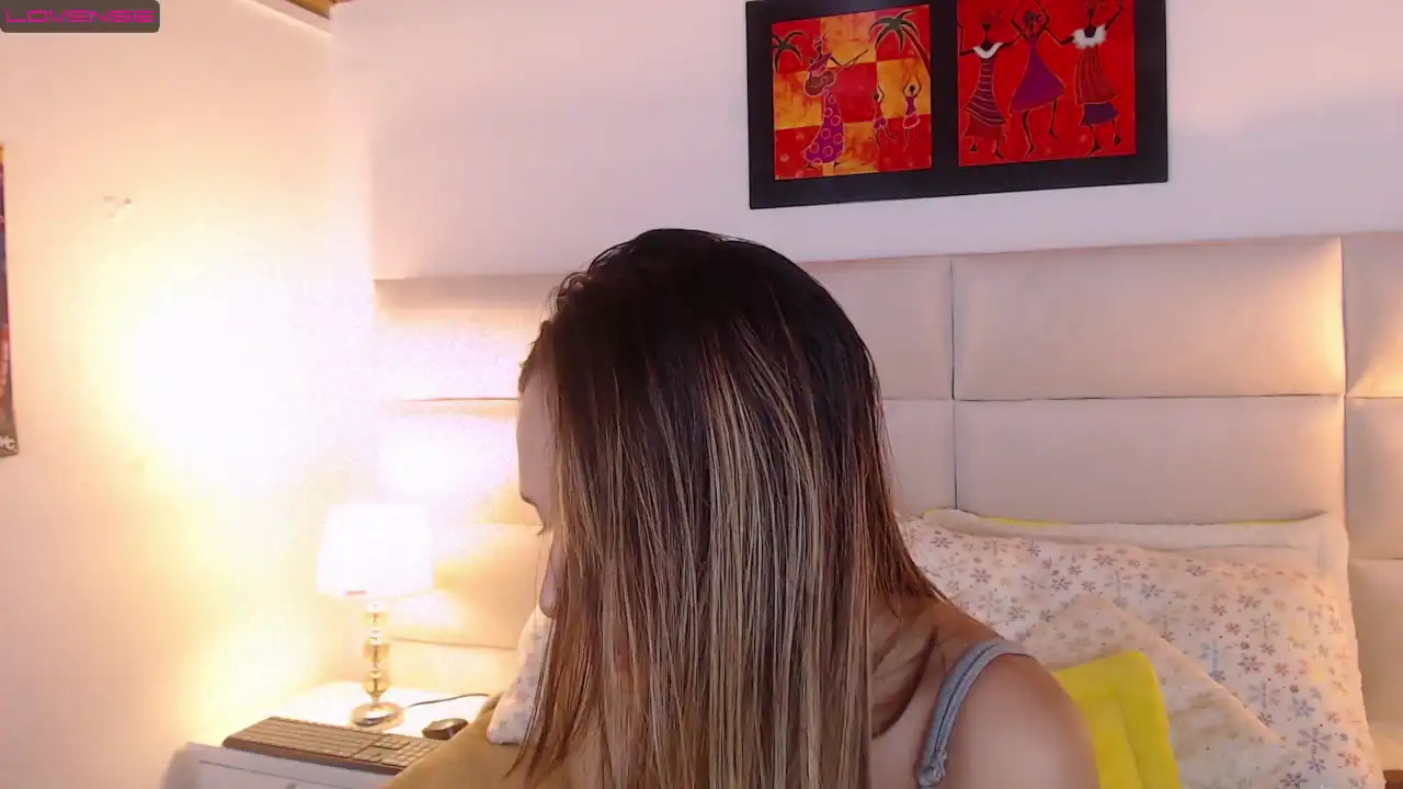 Daniamontana – [Xlovecam] Hottest Webcam Babe Naked Female Orgasm – 2025-04-15 13:49:32