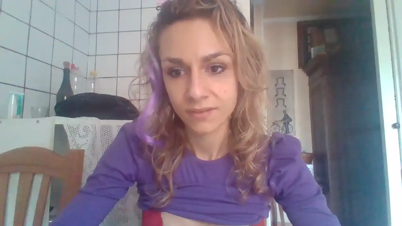 Romadea – [Cam4] Webcamsex Hot Show Loves To Masturbated – 2025-02-03 21:30:17