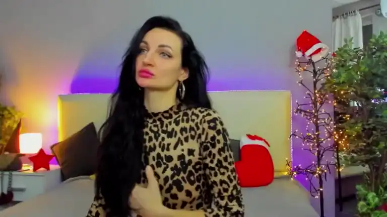 Tinareyess – [Streamate] Pretty Cam Model Shaved High Qulity Video – 2025-07-06 20:34:01