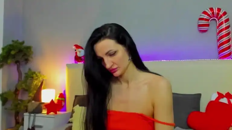 Tinareyess – [Streamate] Rubbing Pussy Playful Playful – 2026-01-14 01:08:47