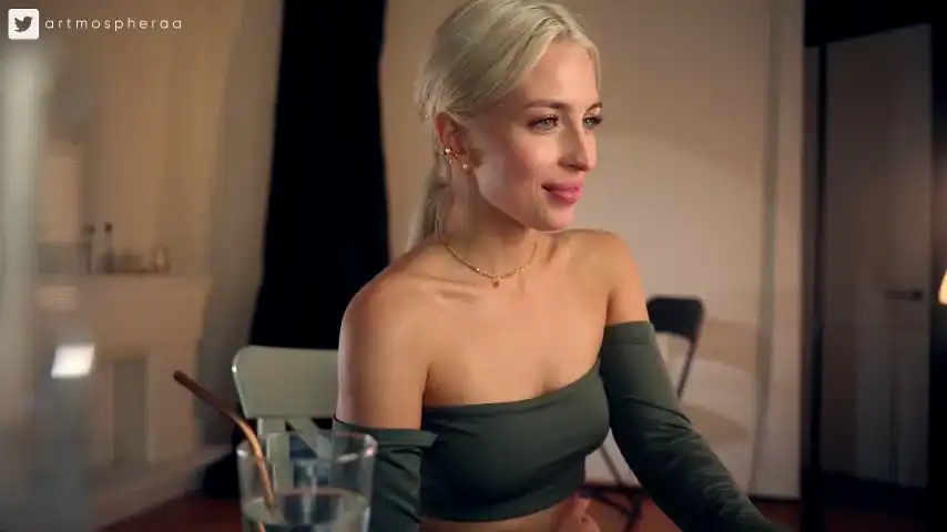 Artmosphera – [Chaturbate] Doggy Wild Babe Oral – 2025-10-11 12:39:46