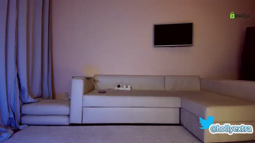Hollyextra – [Chaturbate] Dream Girl Rubbing Pussy Cute Webcam Girl – 2025-11-28 04:34:20