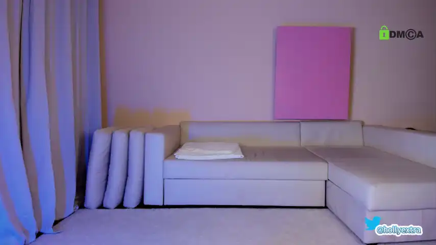 Hollyextra – [Chaturbate] Rides Live Show Hot – 2026-02-14 10:02:27