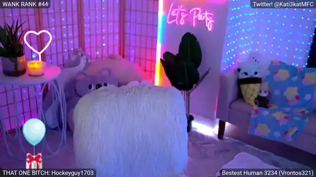 R00trat – [Myfreecams] Super Does Everything Party – 2026-01-16 23:34:57