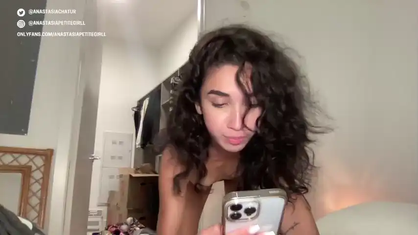 Anastasiapetitegirll – [Chaturbate] Hot Parts Hidden Role-play – 2026-02-11 06:35:37