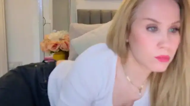 Myassistant – [Myfreecams] Camgirl Does Everything Webcamchat – 2026-06-16 09:27:47