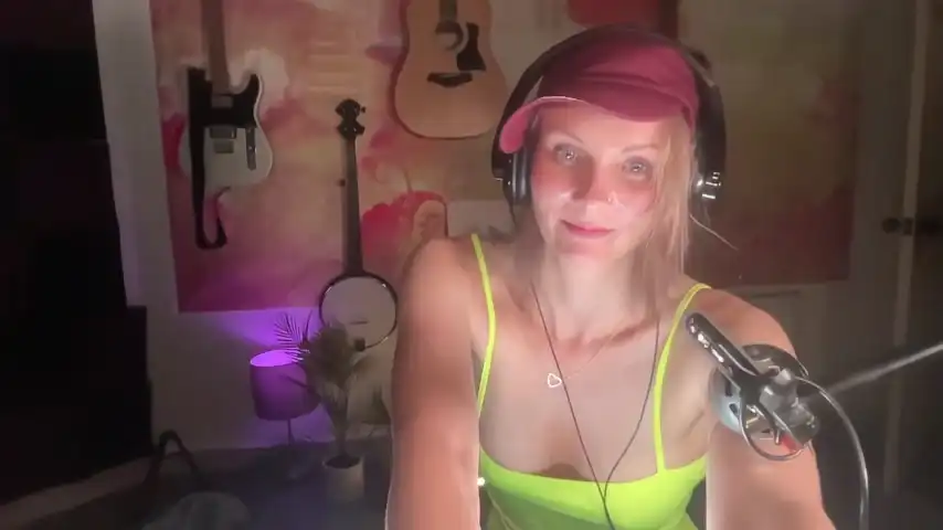 Kaileeshy – [Chaturbate] Super Sweet Girl Fuck Her Hard – 2025-02-28 05:43:16