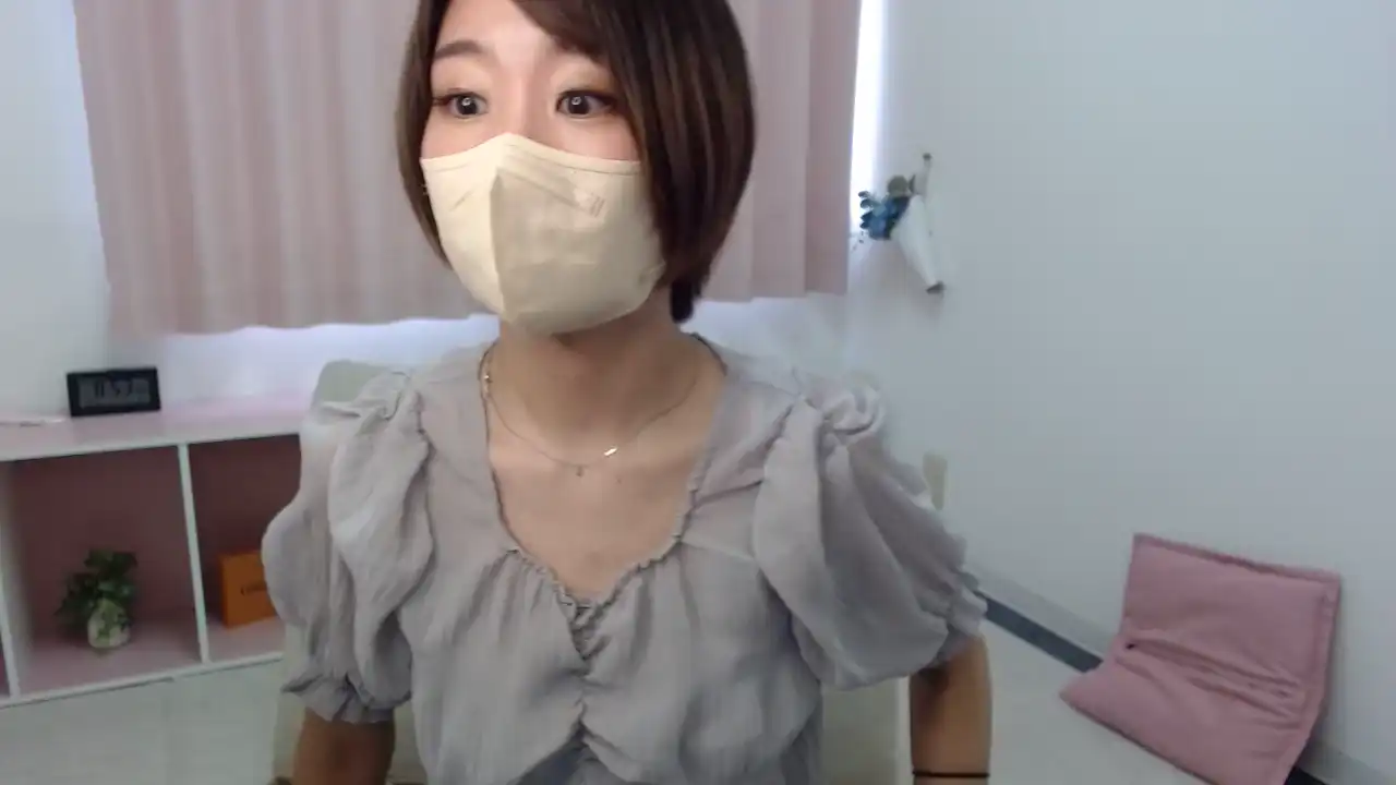 Chiess – [Sakuralive] Rides Playful Caught On Webcam – 2026-02-18 02:30:44