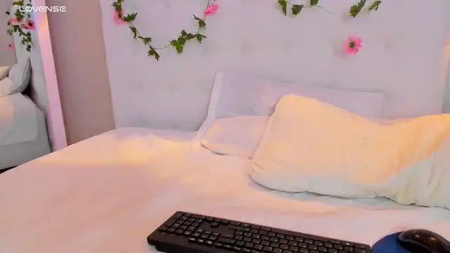 Miagomez1 – [Myfreecams] Xxxvideo Masturbation Interactive Toy – 2026-02-09 22:10:34