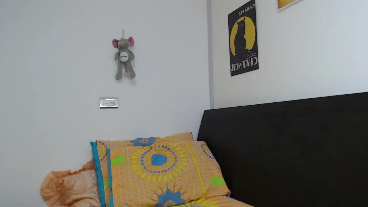Alanascarlett – [Manyvids Live] Nice Boobs Sweet Girl Webcam Goddes – 2026-05-25 03:44:09