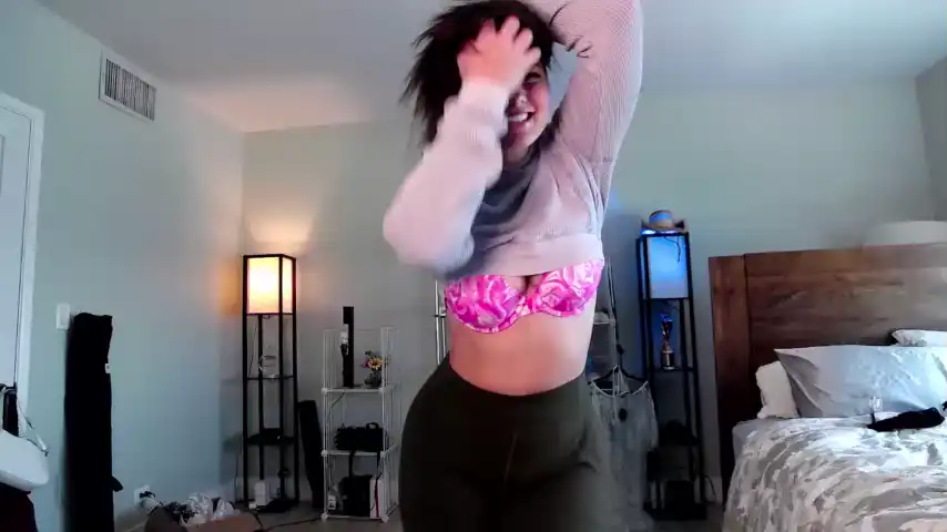 Emilyjoneschat – [Chaturbate] Nice Pvt Ticket Show – 2026-02-17 13:50:27