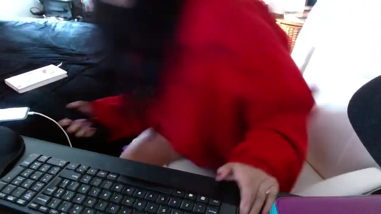 Redvelvet_ – [Amateur.tv] Party Best Hot Babe Strips – 2026-03-30 11:13:14