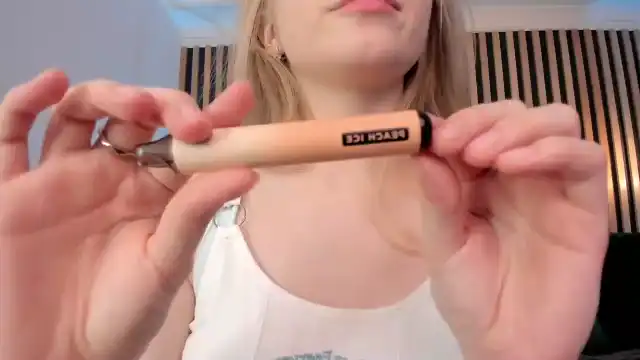Mia-meowy – [Flirt4free] Fingering Live Show Awesome – 2026-01-08 11:57:19