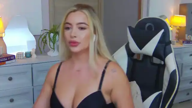 Alessia-miller – [Flirt4free] Chica Webcam Goddes Fingering – 2025-10-29 08:30:06