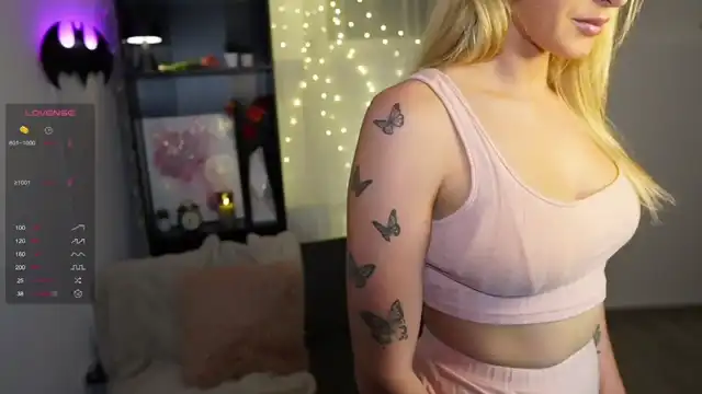 Nicoletteshea – [Myfreecams] Ride Blowjob Summing – 2025-11-21 12:17:28